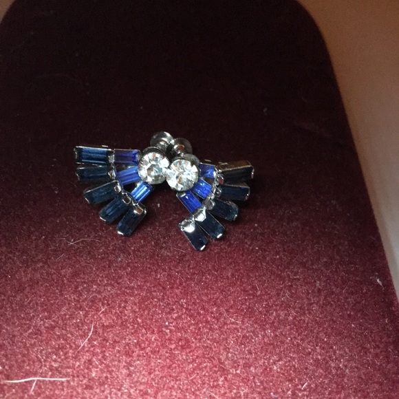 Vintage Earrings - Picture 2 of 2